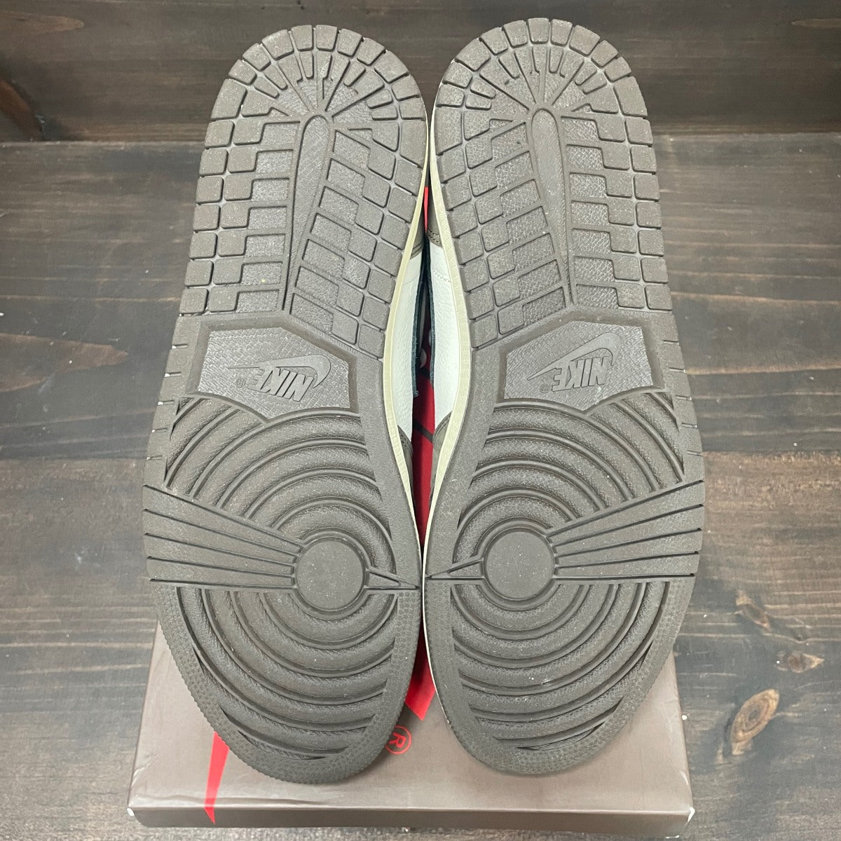 Jordan 1 Retro High OG SP Travis Scott Mocha - Image 6