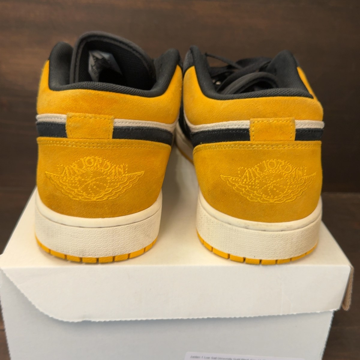 Jordan 1 Low Sail University Gold Black Size 13 (Pre-Owned) - Image 5