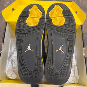 Jordan 4 Retro Thunder (2023) - Image 3
