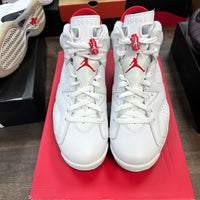 Red Oreo Jordan 6 (USED)