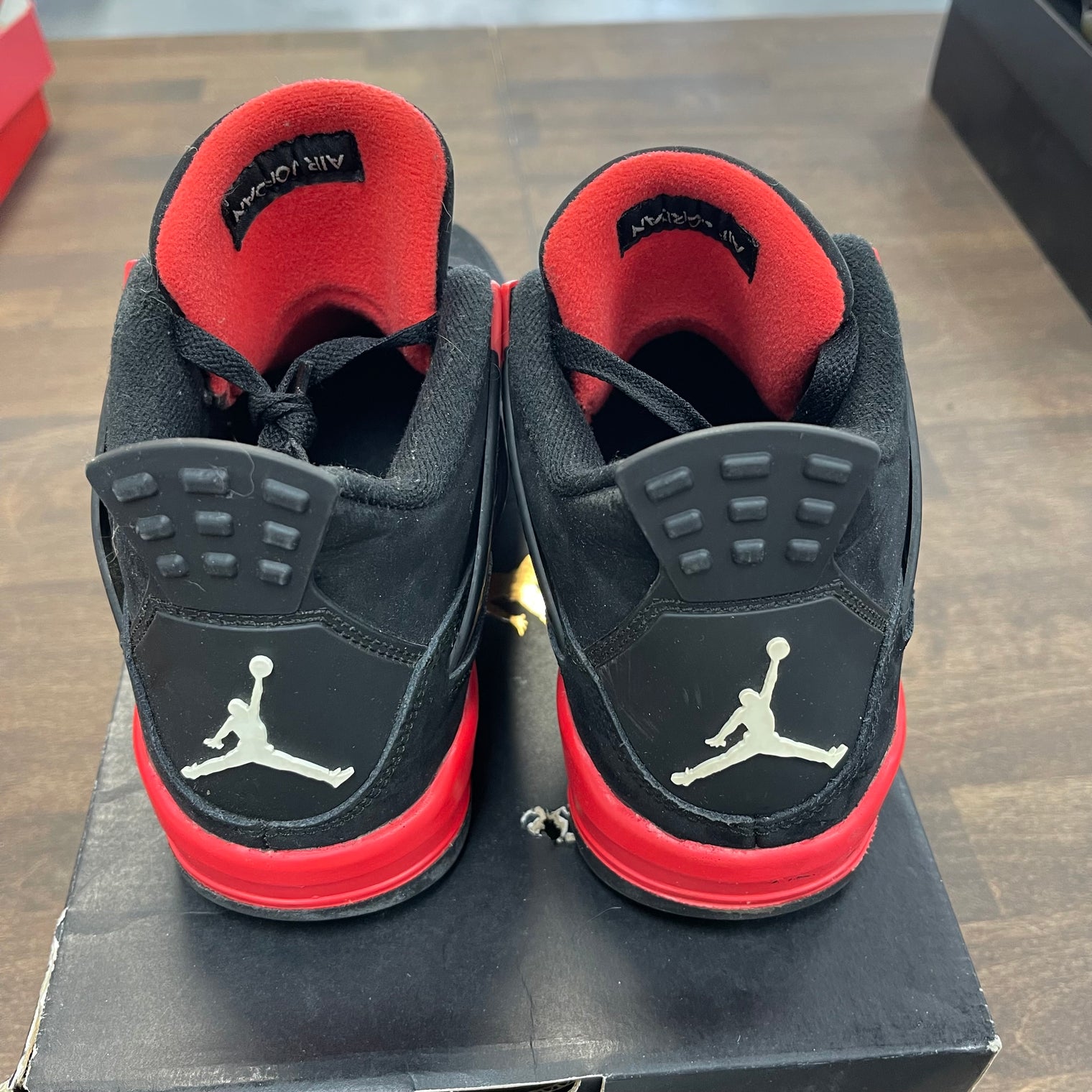 (GS) Red Thunder Jordan 4 (USED,No Box)