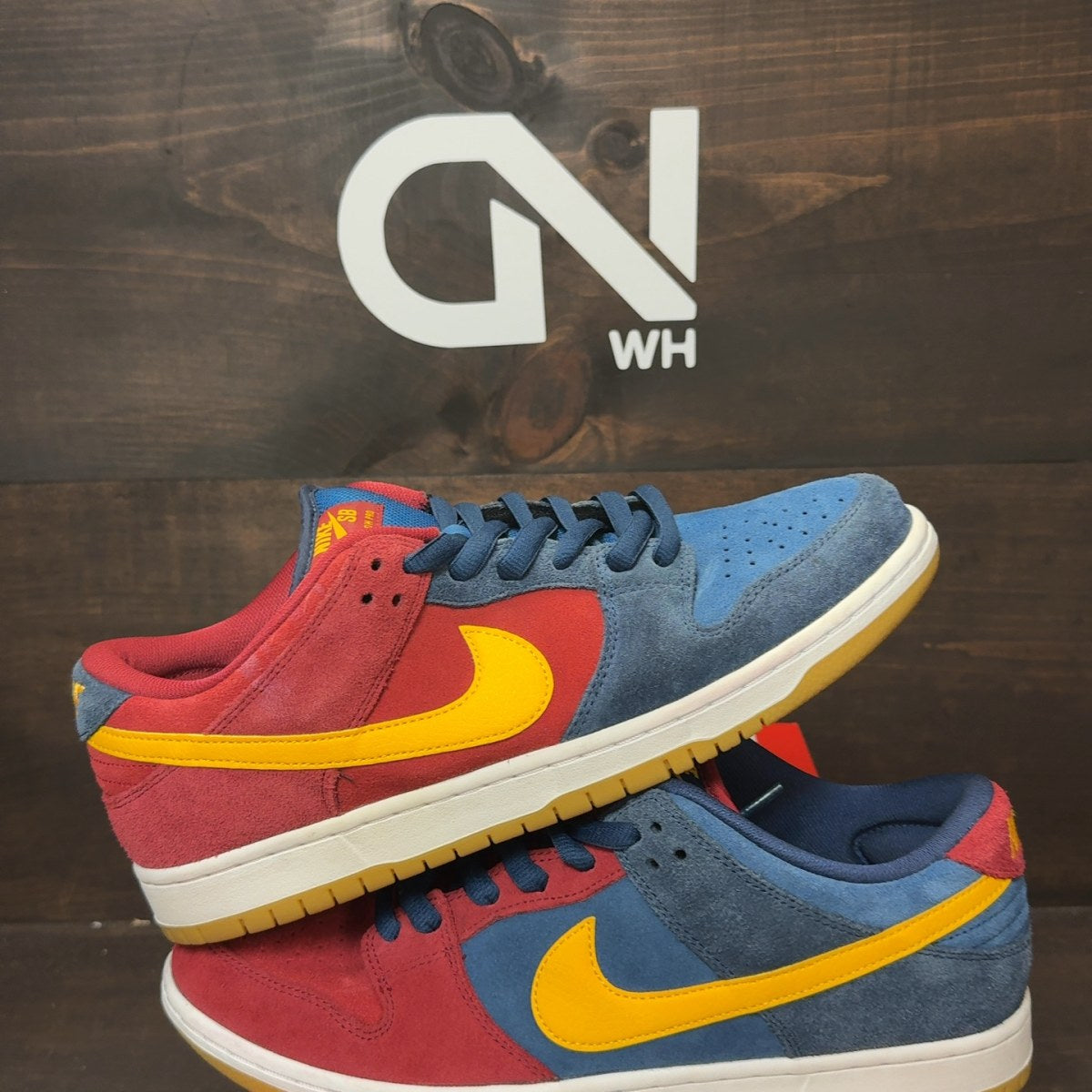 Nike SB Dunk Low Barcelona Size 10.5 (Pre-Owned) - Image 1