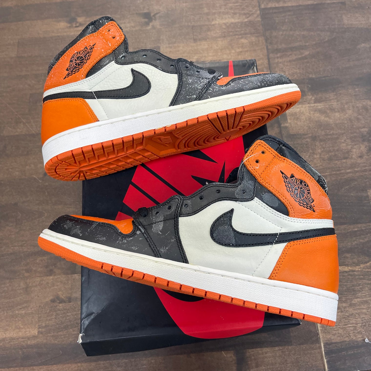 Shattered Backboard Jordan 1 High (Glittered)
