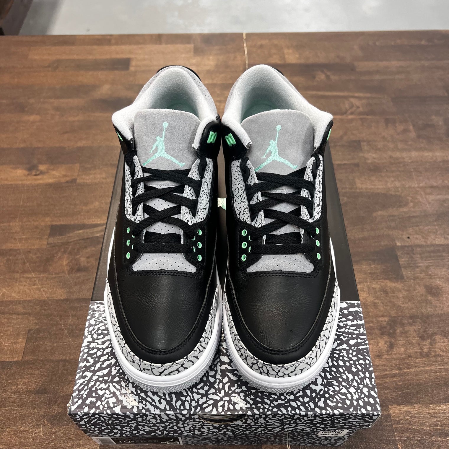 Green Glow Jordan 3 (USED)