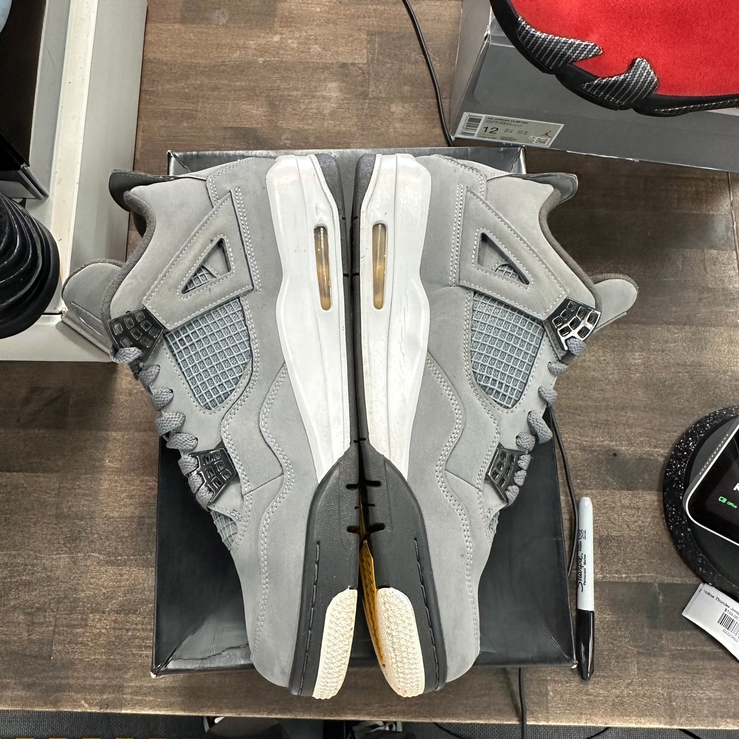 Cool Grey Jordan 4 Retro (USED)