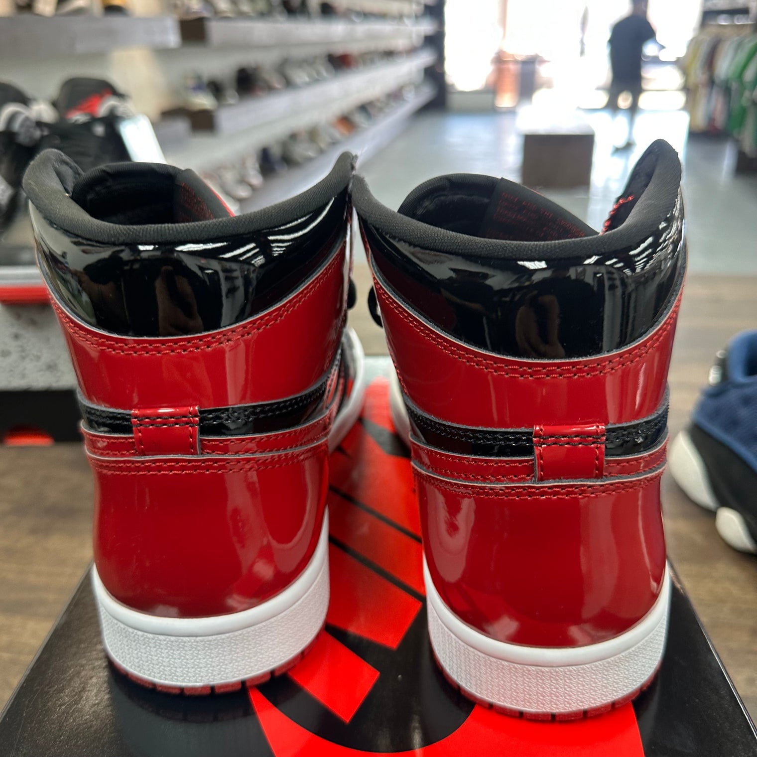 Patent Bred Jordan 1 High (USED)