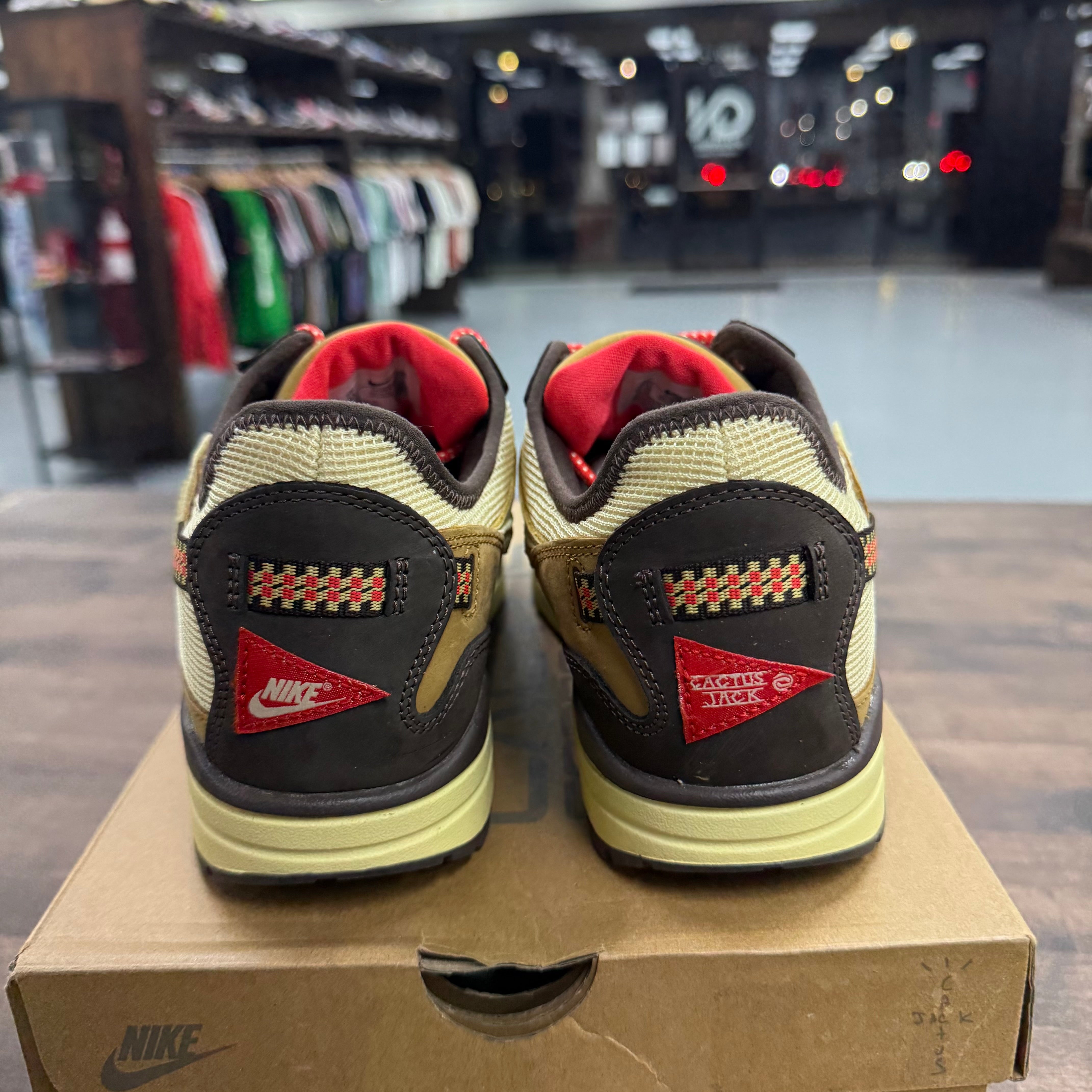 Nike Air Max 1 Travis Scott Cactus Jack Baroque Brown (US 11) (USED) Size 11 (Pre-Owned) - Image 4