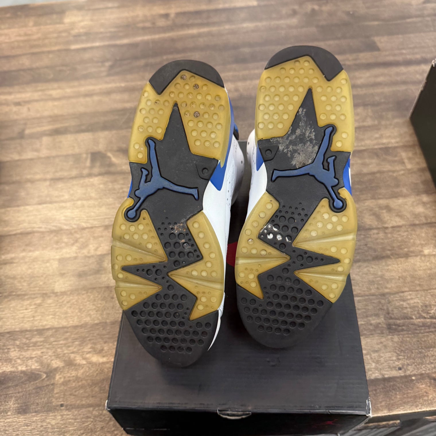 Sport Blue Jordan 6 Retro (USED)