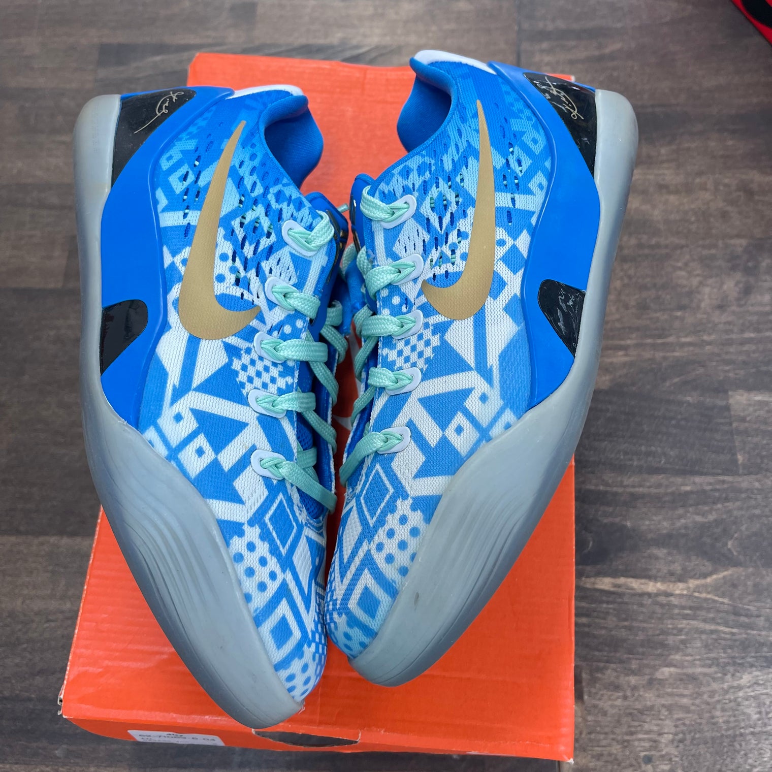 Hyper Cobalt Nike Kobe 9 EM (GS) (USED)