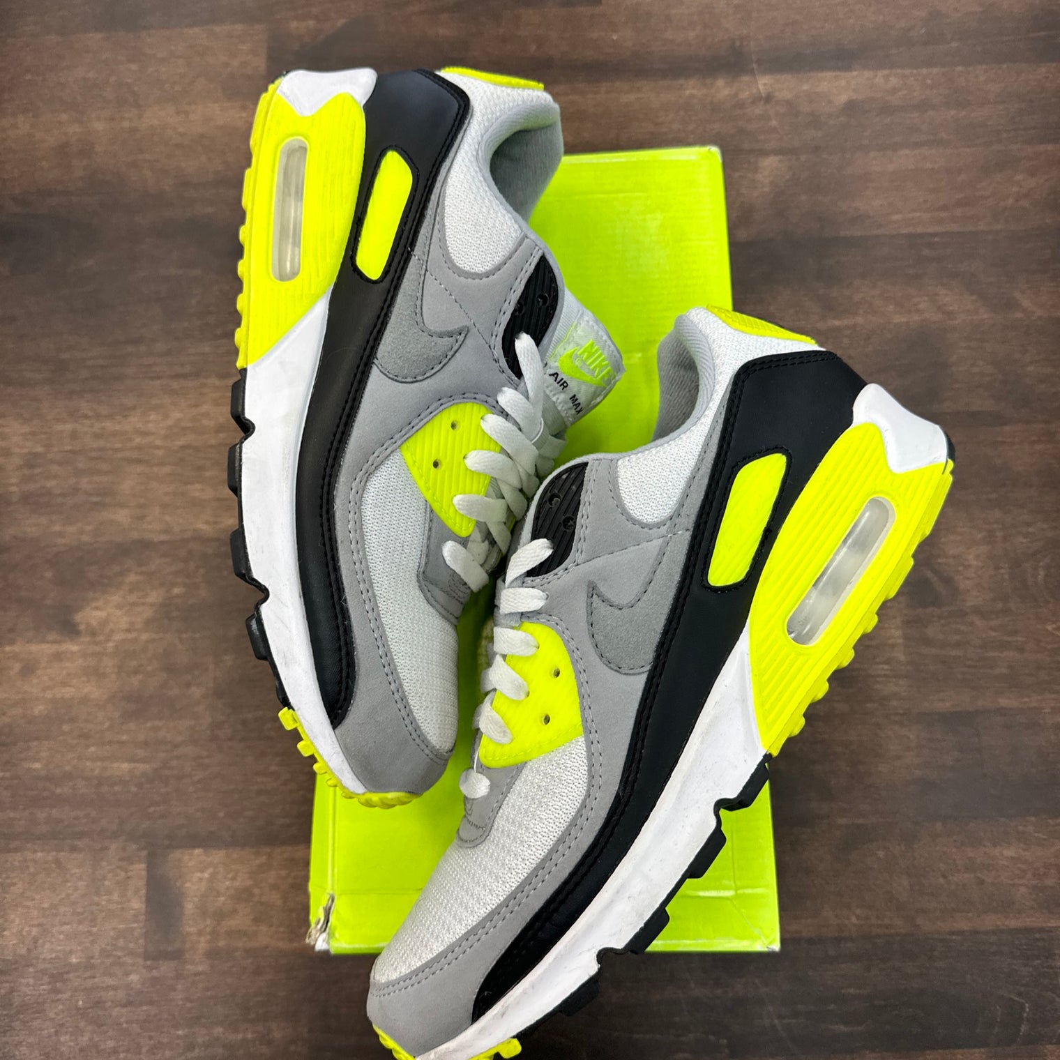 Volt Air Max 90 (2020) (USED)