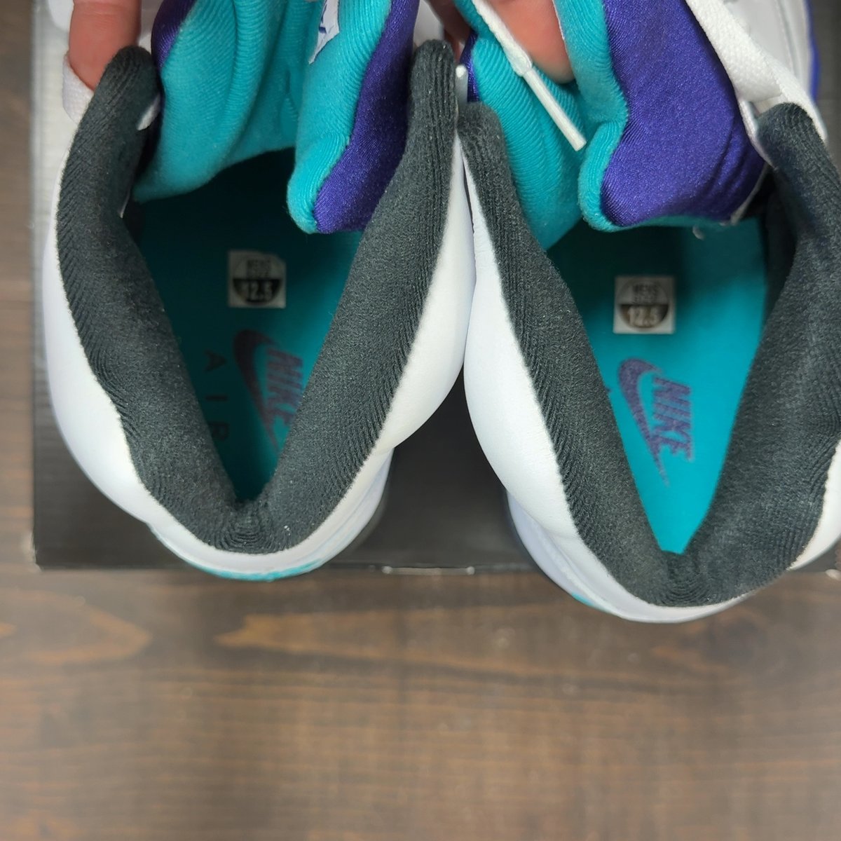 Jordan 5 Retro Grape (2025) Size 12.5 (Pre-Owned) - aux