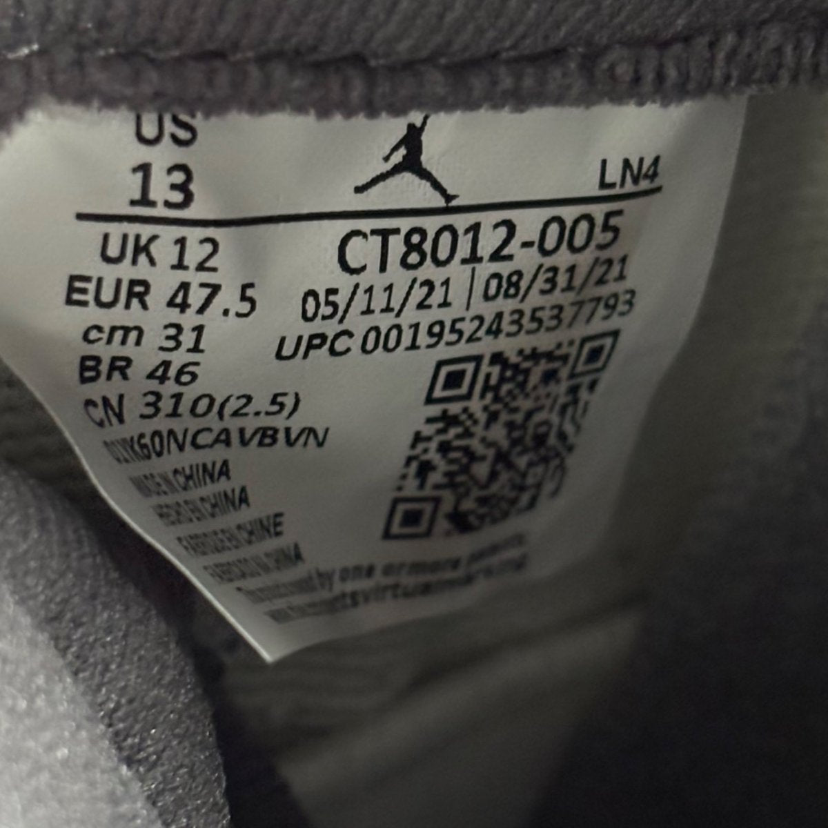 Jordan 11 Retro Cool Grey (2021) Size 13 (Pre-Owned) - aux