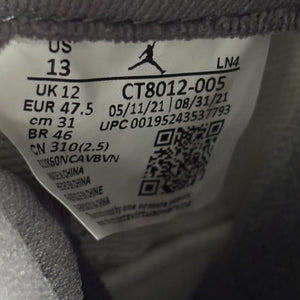 Jordan 11 Retro Cool Grey (2021) Size 13 (Pre-Owned) - aux