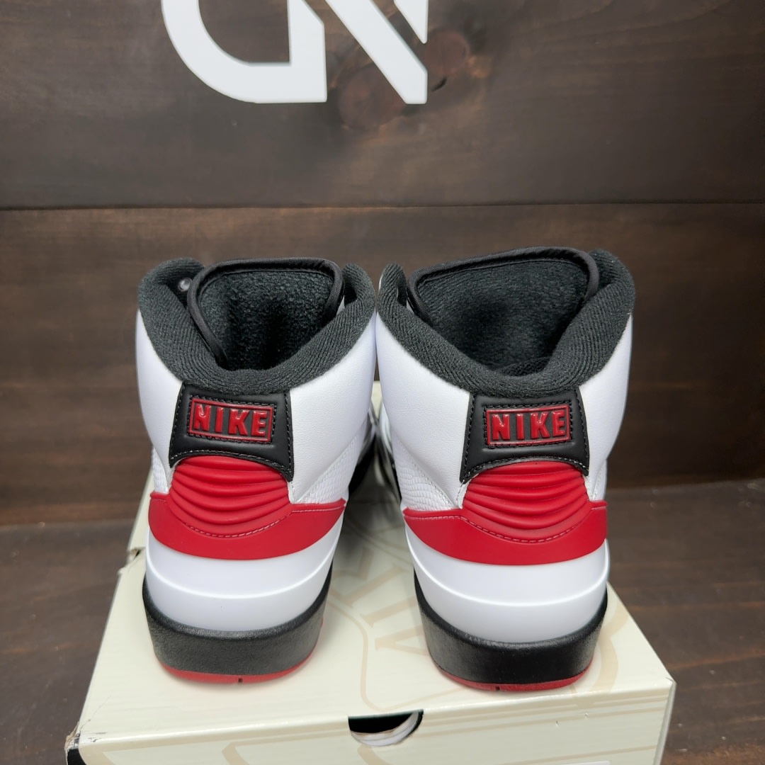Jordan 2 Retro OG Chicago (2022) - Image 4