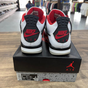 Jordan 4 Retro Fire Red (2020) Size 9 (Pre-Owned) - Image 3