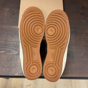 Nike Air Force 1 Low '07 LV8 Coconut Milk Canyon Gold Light British Tan Size 11.5 - aux