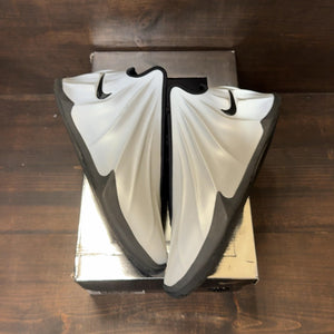 Nike GT Future Metallic Silver - Image 2