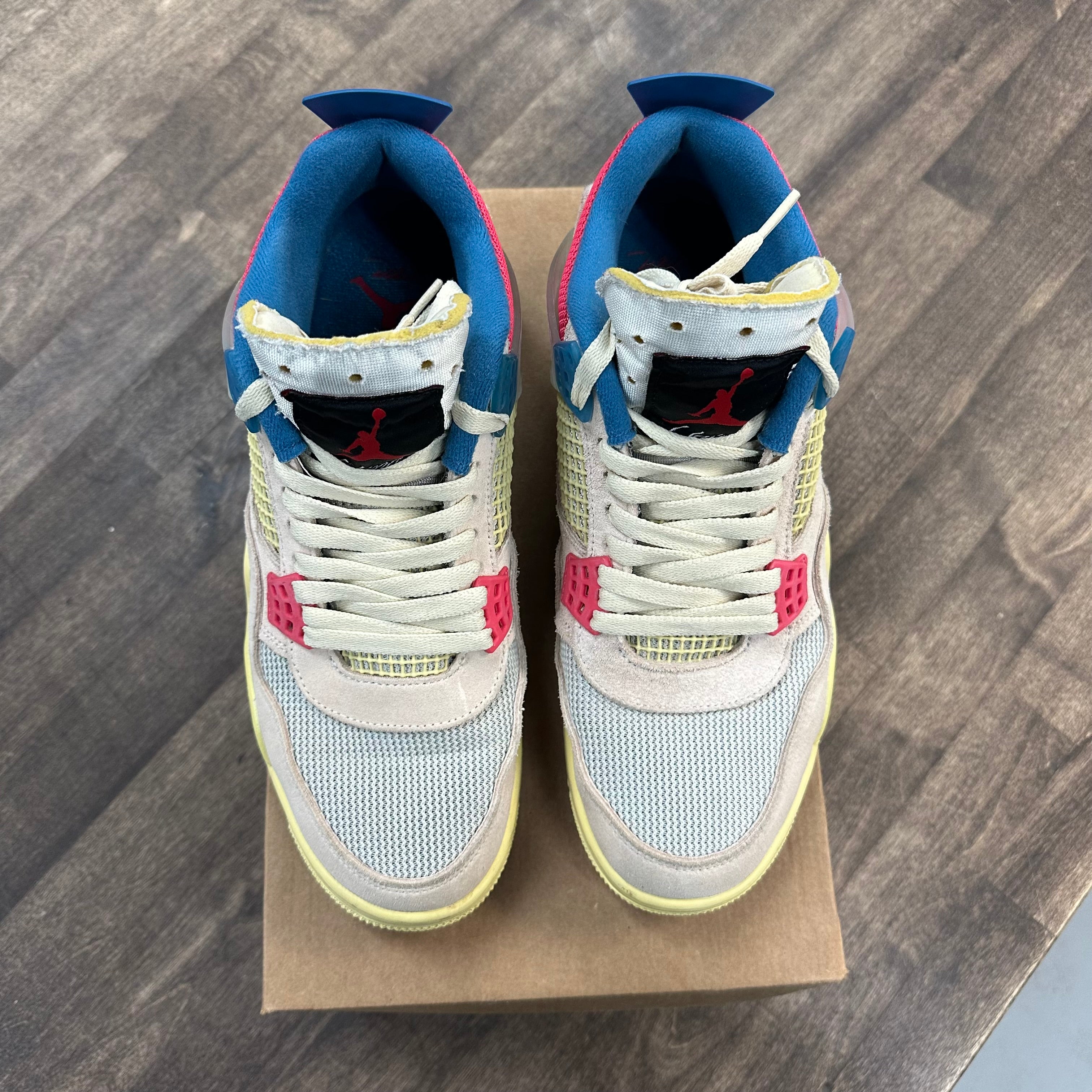 Jordan 4 Retro Union Guava Ice Size 9.5 (Pre-Owned)