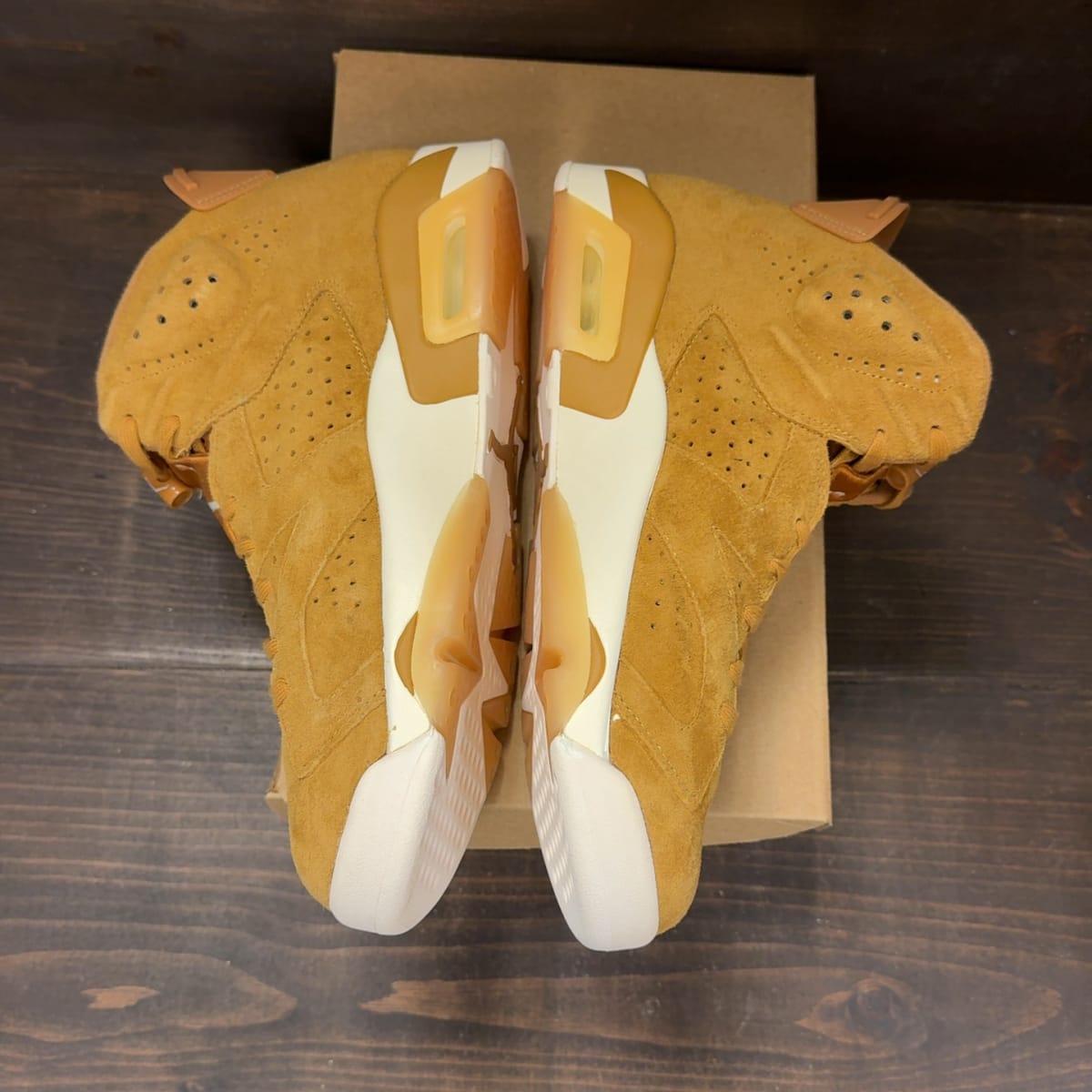 Jordan 6 Retro Wheat Size 12 (Pre-Owned) - aux