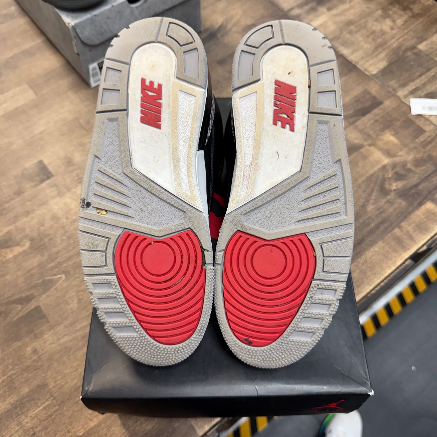 Black Cement Jordan 3 2018 (USED)