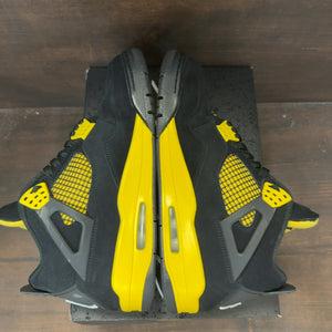 Jordan 4 Retro Thunder (2023) - Image 6