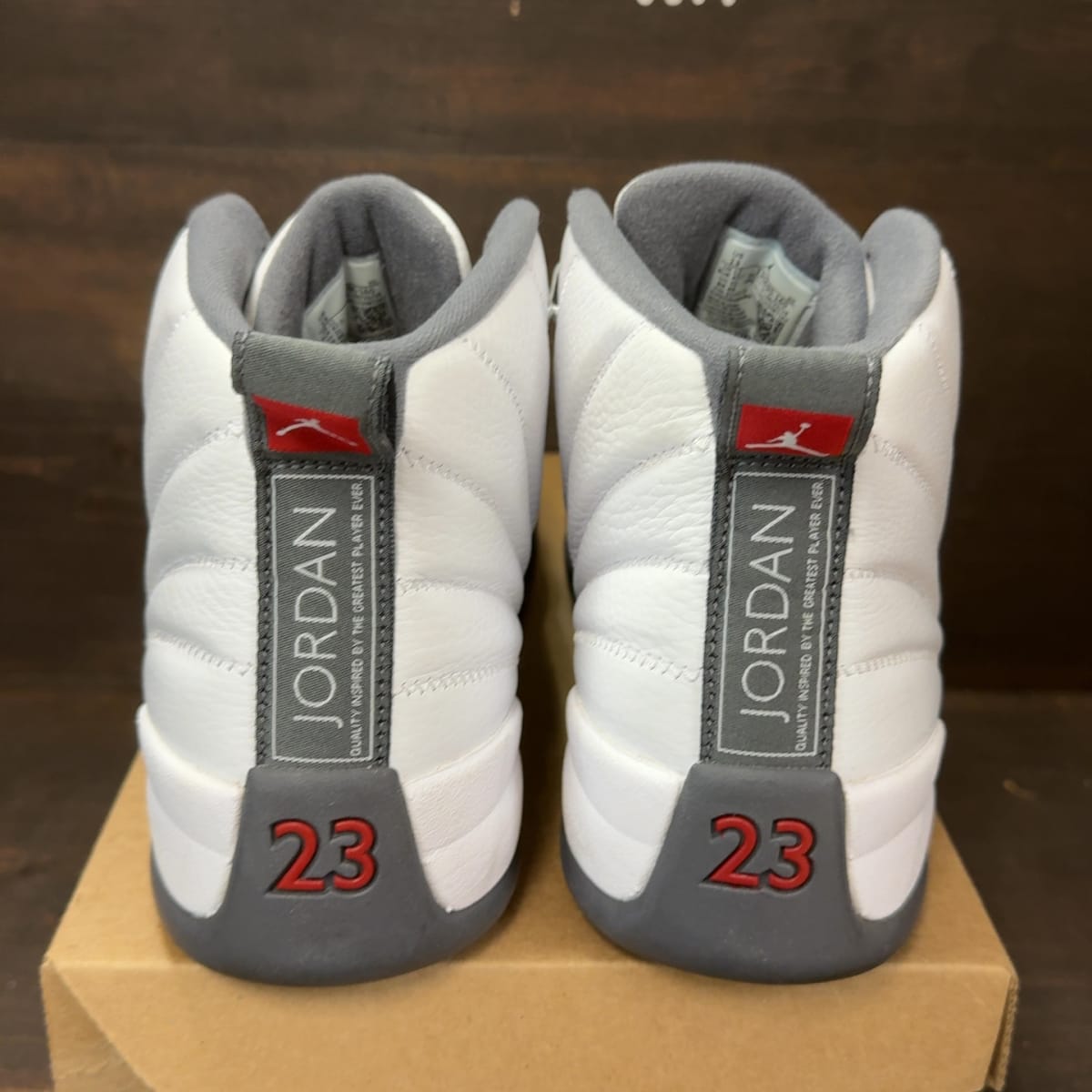 Jordan 12 Retro White Dark Grey Size 13 (Pre-Owned) - aux