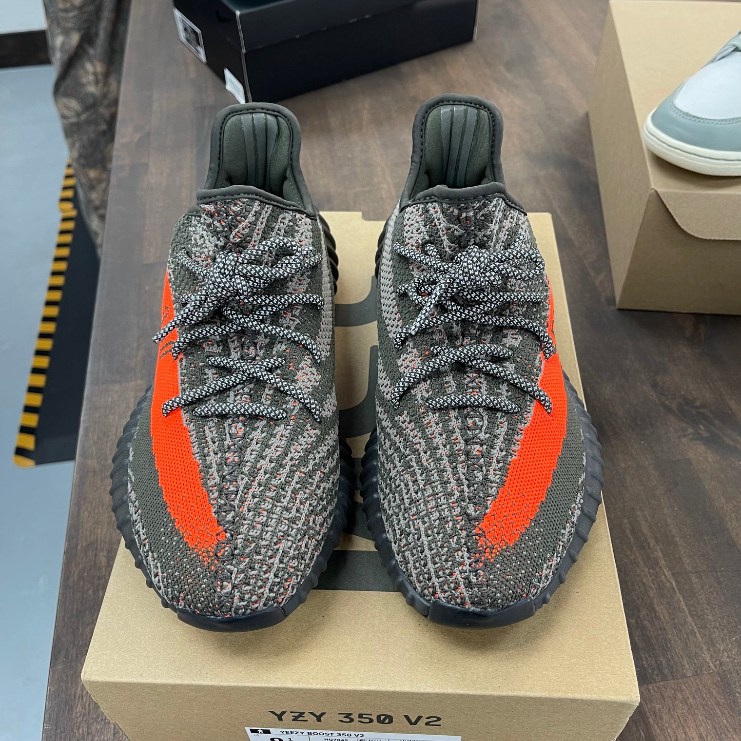 Carbon Beluga Yeezy 350 (USED)