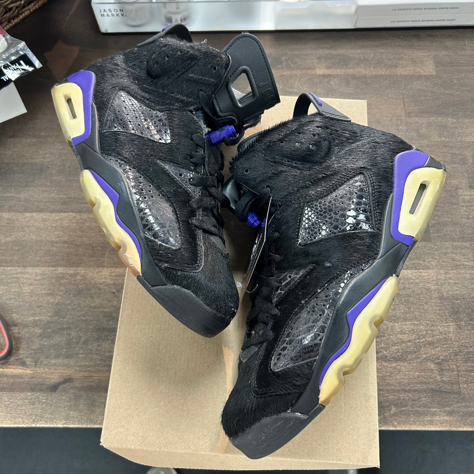 Social Status Jordan 6 Retro (USED,No Box)