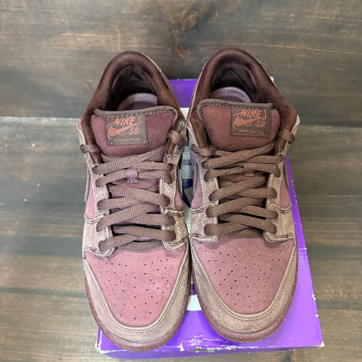 Nike SB Dunk Low City of Love Burgundy Crush - Image 2