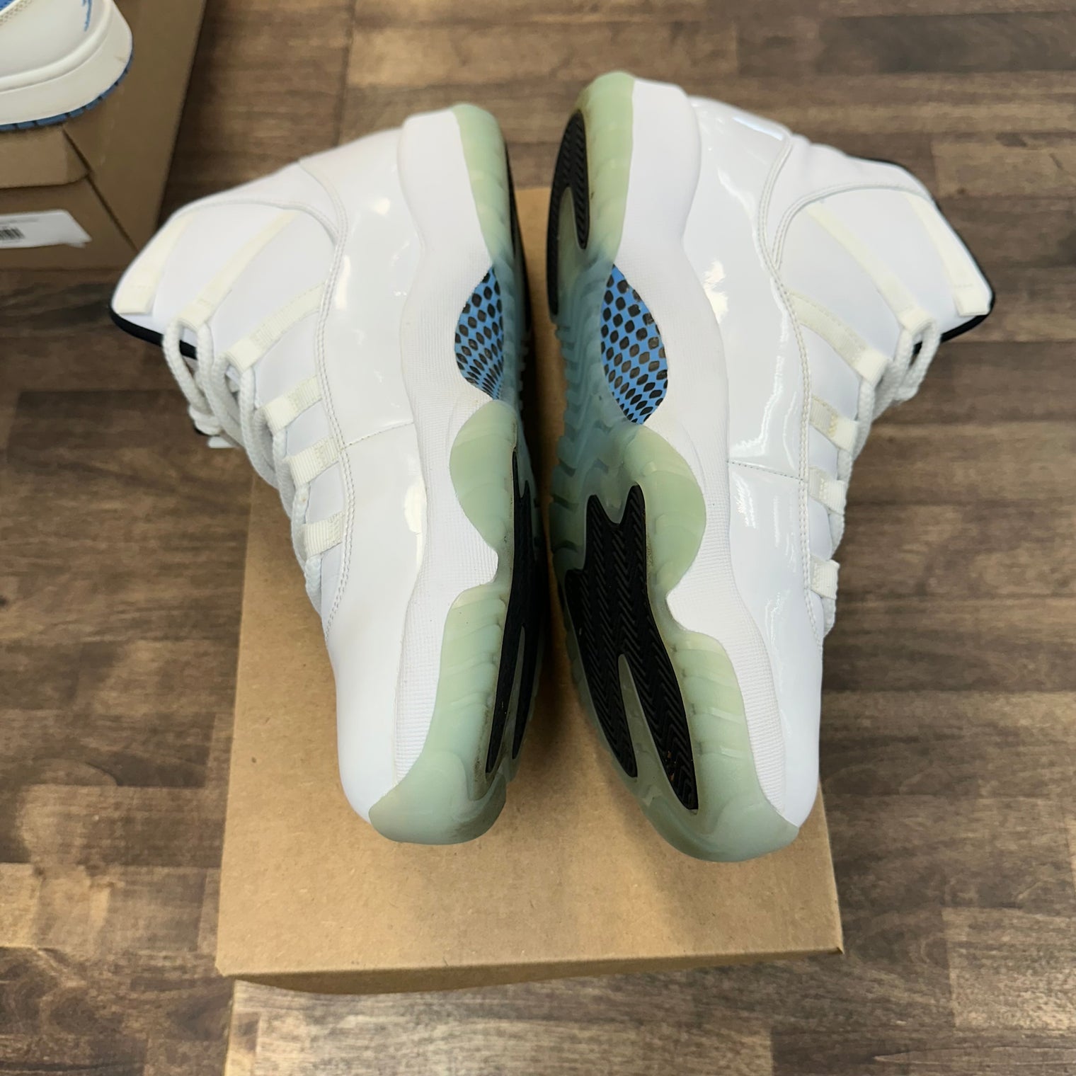 Legend Blue Jordan 11 2014 (USED, No Box)