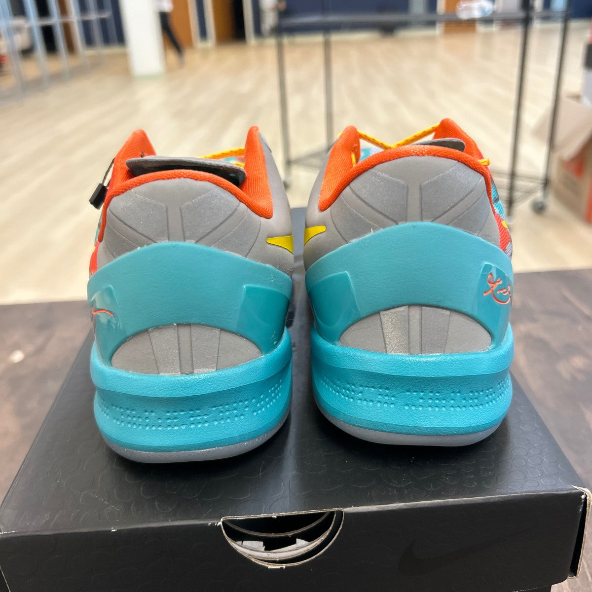 Nike Kobe 8 Protro Venice Beach (2024) - Image 4