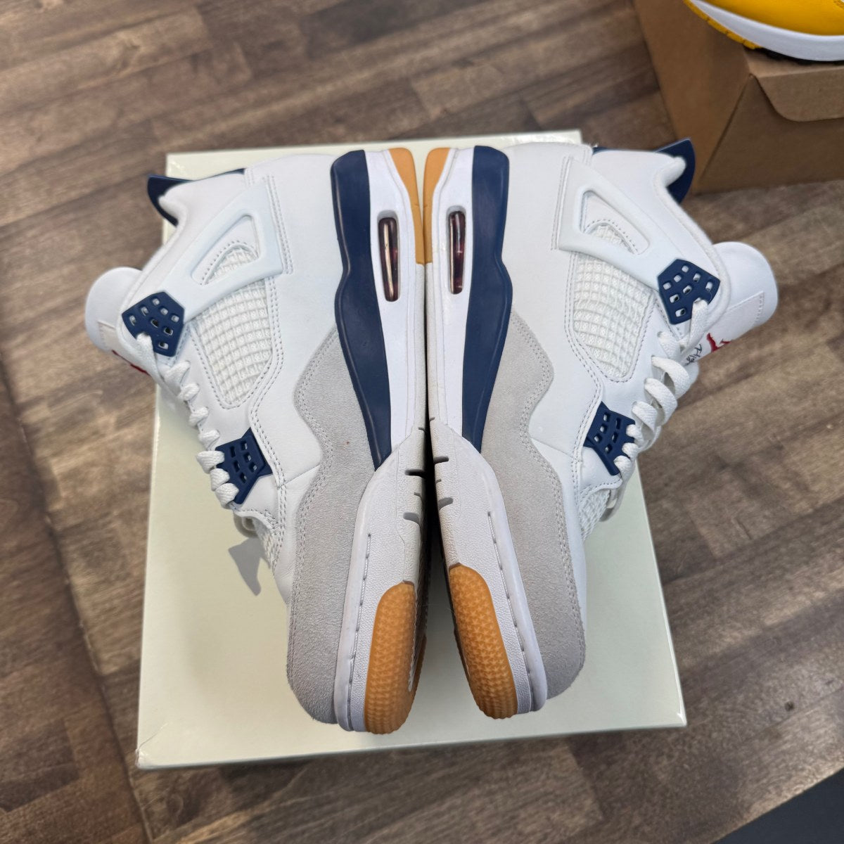 Jordan 4 Retro SB Navy - Image 3