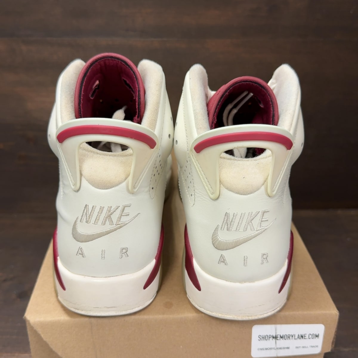 Jordan 6 Retro Maroon (2015) Size 8.5 (Pre-Owned) - aux