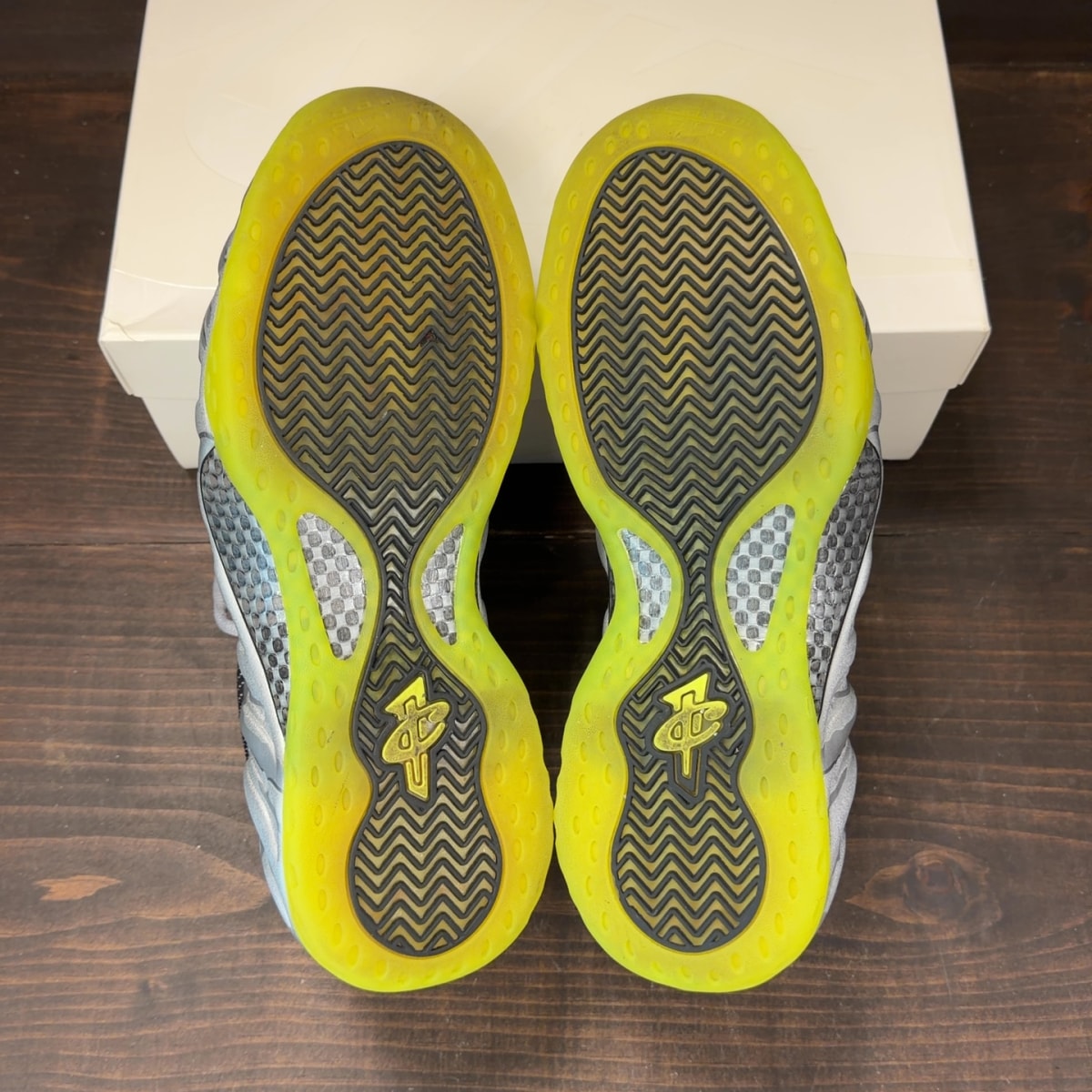 Nike Air Foamposite One Silver Volt Camo Size 13 (Pre-Owned)