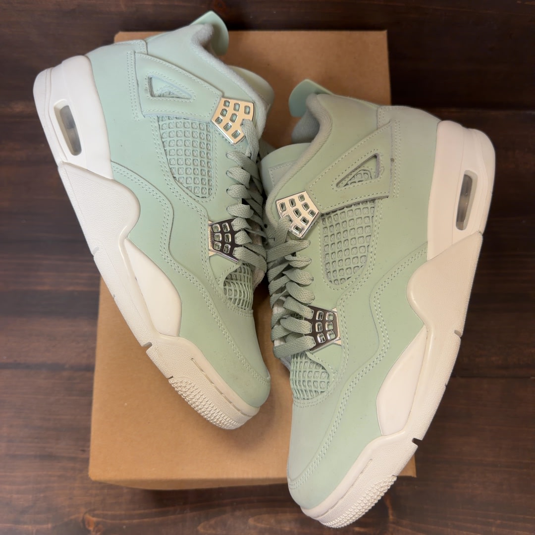 Jordan 4 Retro Seafoam Sail (Women's) Size 9W (Pre-Owned) - Image 2