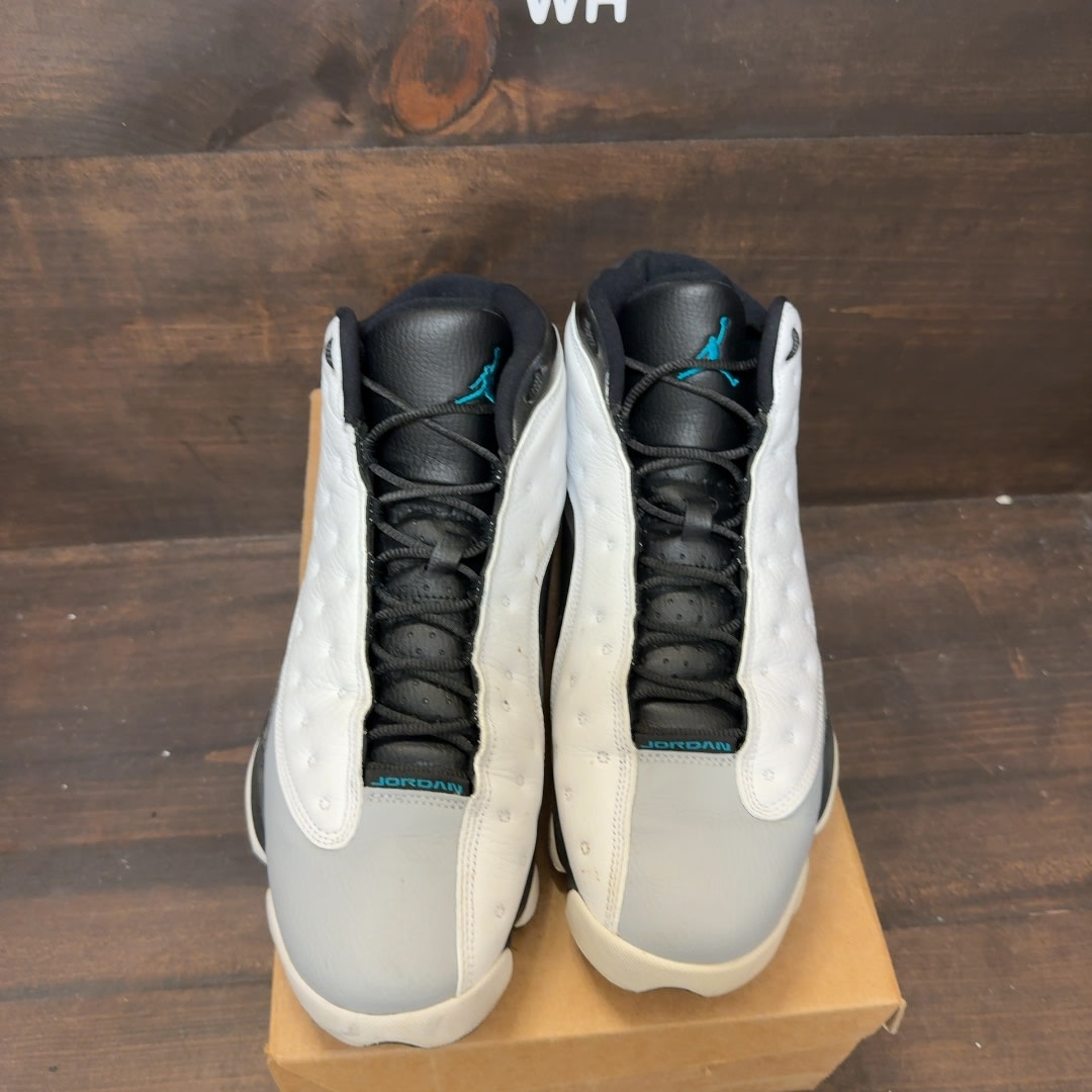 Jordan 13 Retro Barons Hologram Size 10 (Pre-Owned) - Image 3