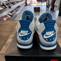 Jordan 4 Retro Military Blue (2024) (US 10.5) (USED)