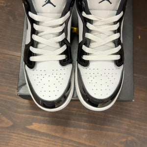 Jordan 1 Low SE Concord (GS) - Image 3