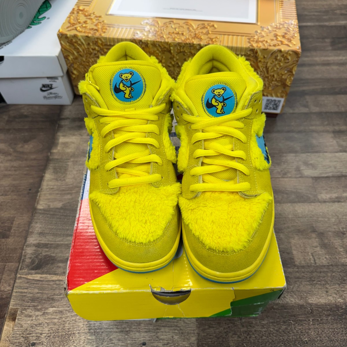 Nike SB Dunk Low Grateful Dead Bears Opti Yellow - Image 2