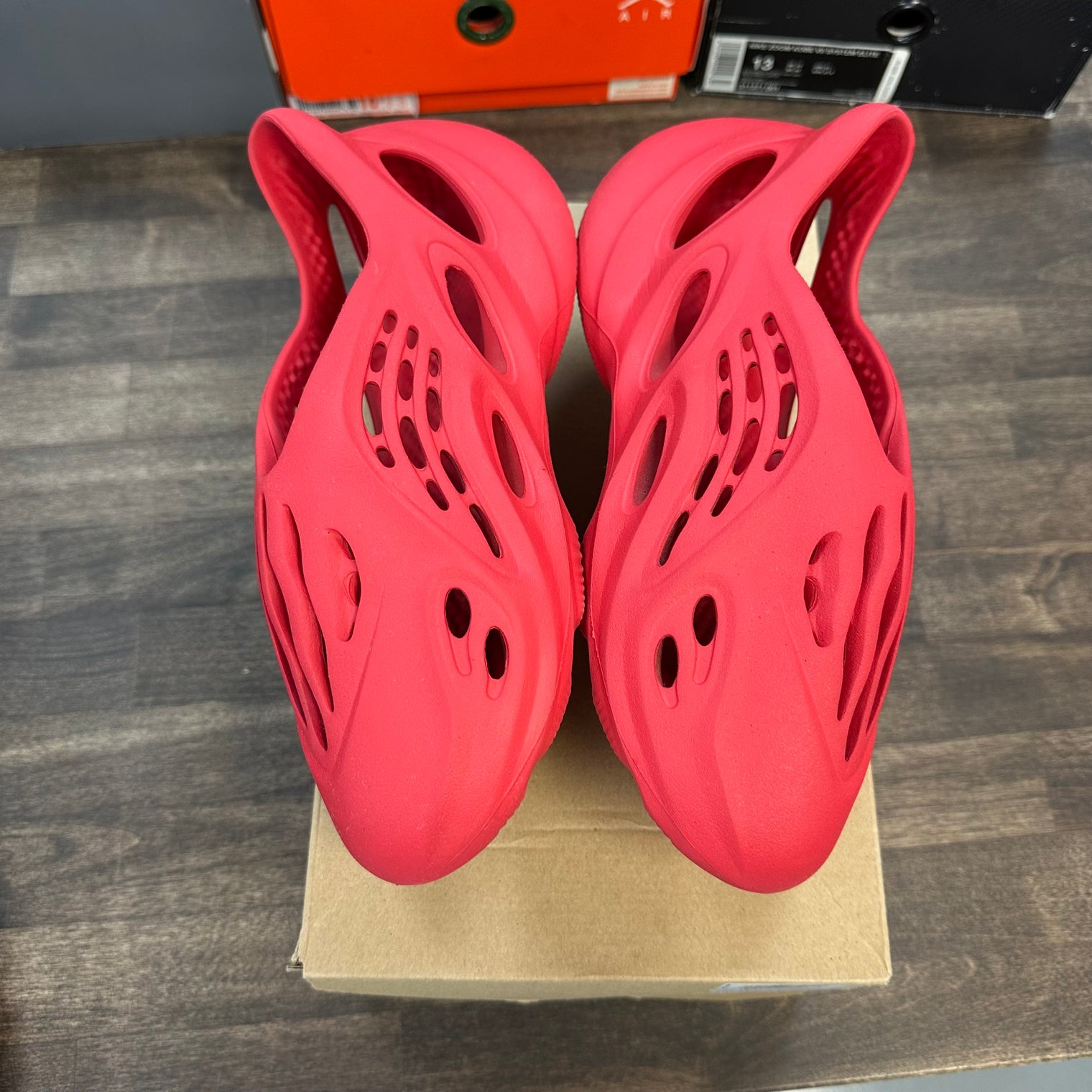 Vermillion Yeezy Foam RNNR (USED)