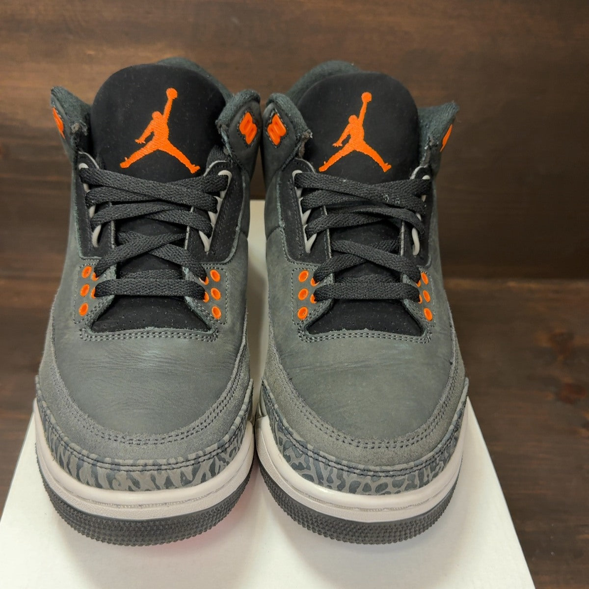 Jordan 3 Retro Fear Pack (2023) Size 8.5 (Pre-Owned) - Image 3