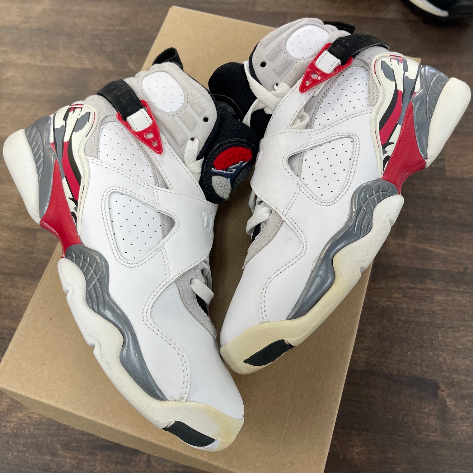 Bugs Bunny Jordan 8 (2013) (GS) (USED, No Box)