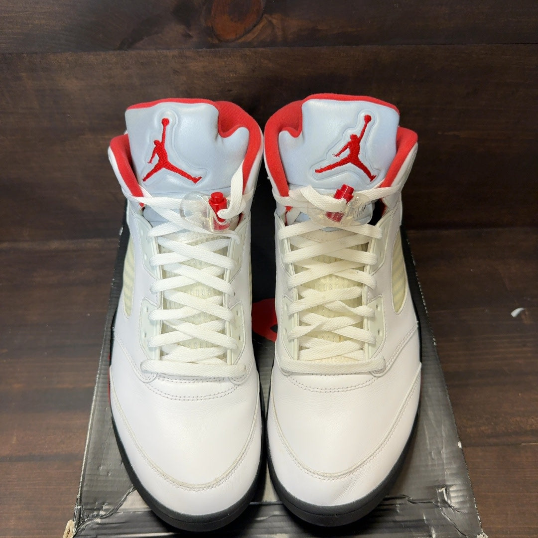 Jordan 5 Retro Fire Red Silver Tongue (2020) - Image 3