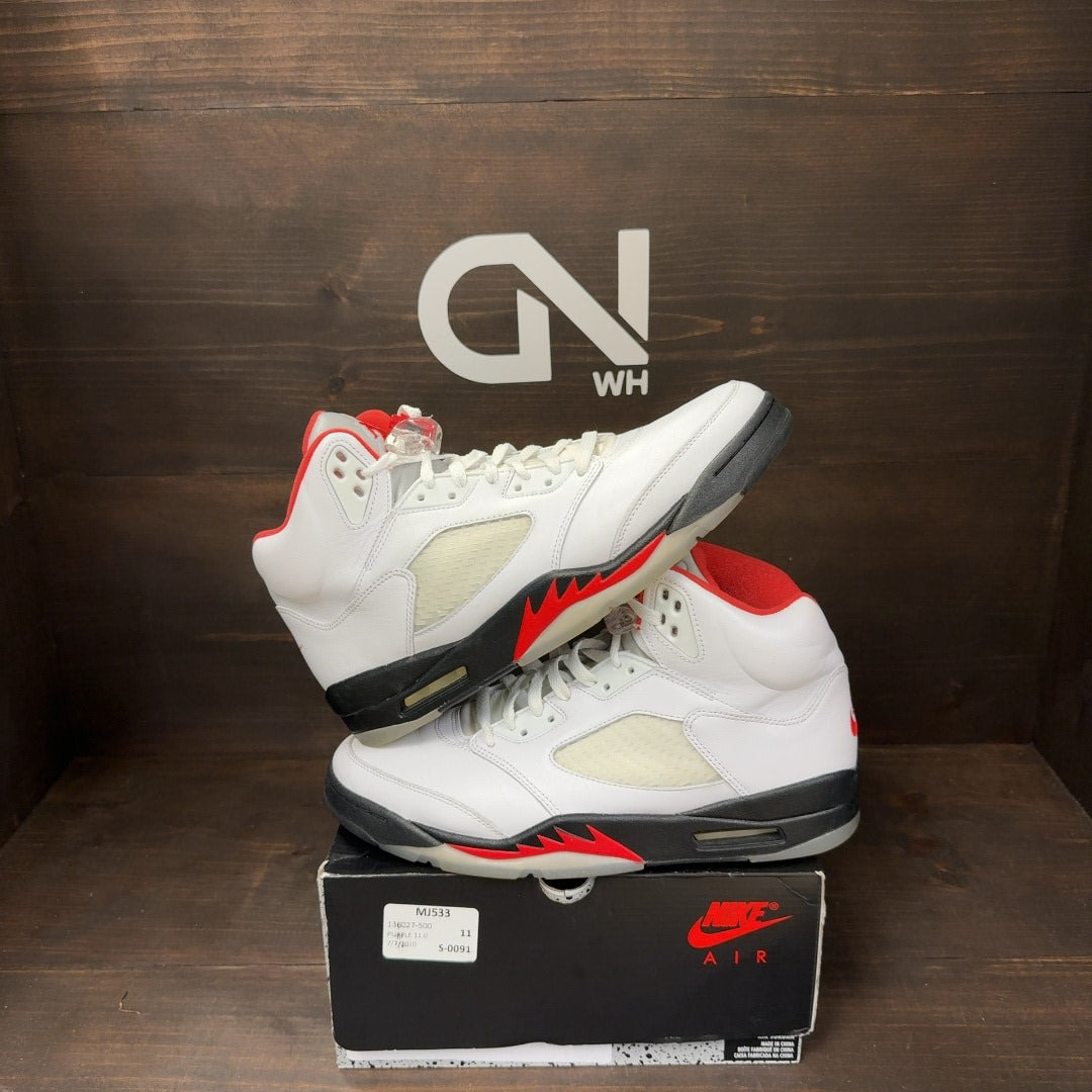 Jordan 5 Retro Fire Red Silver Tongue (2020) Size 11 (Pre-Owned) - Image 1