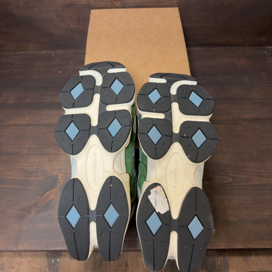 New Balance 9060 Dark Alpine Green Size 13 (Pre-Owned) - Image 7