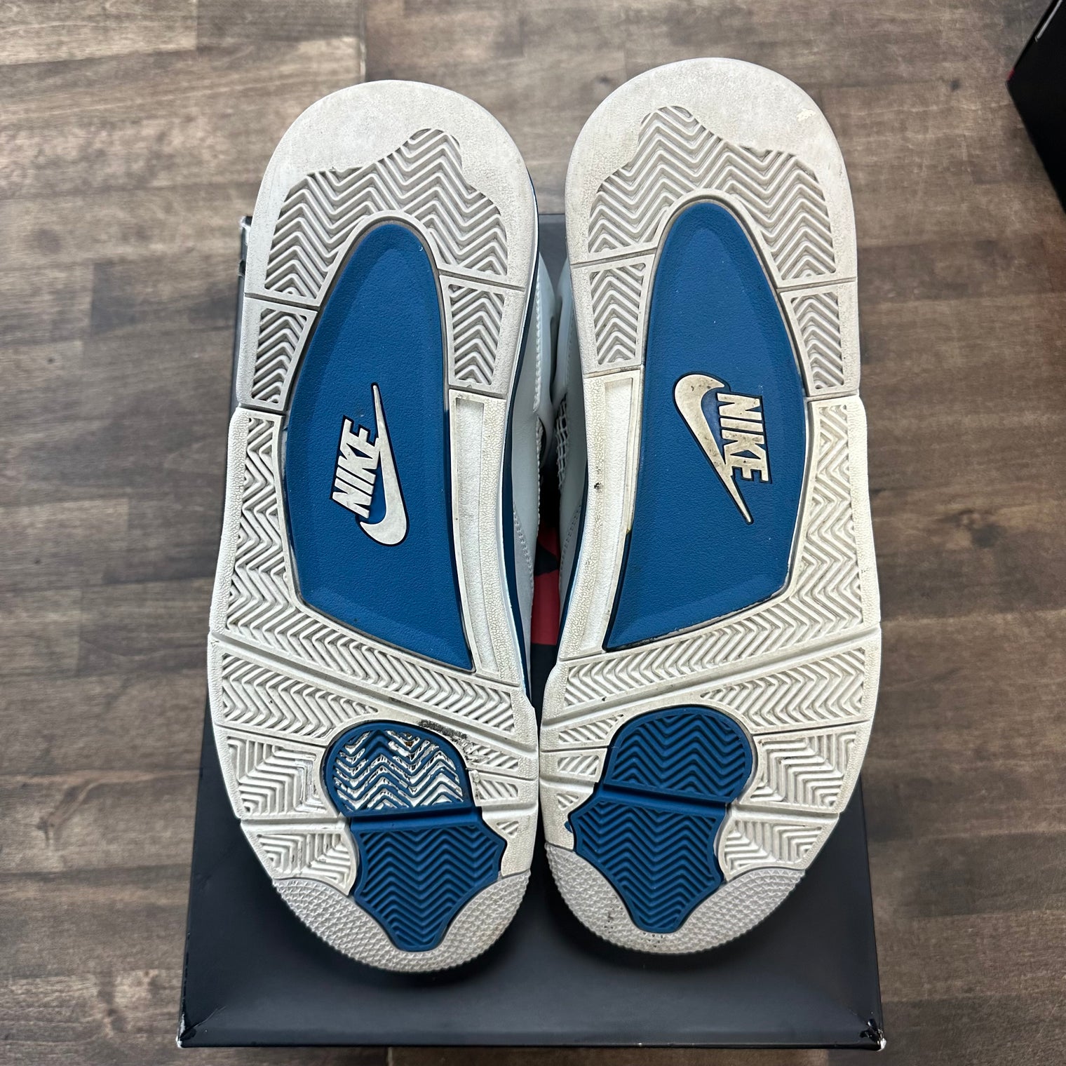 Military Blue Jordan 4 Retro (USED)