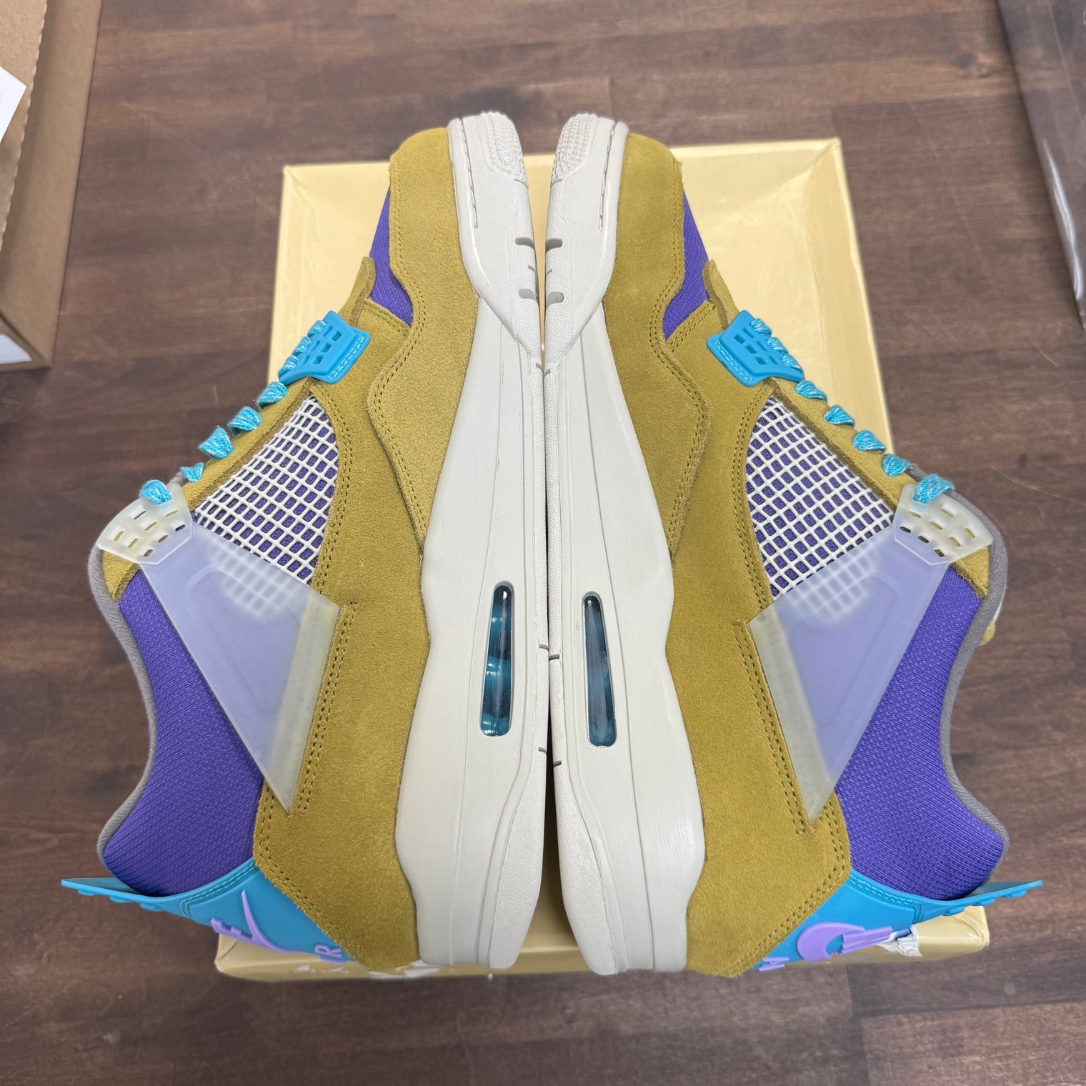 Desert Moss Union LA Jordan 4 SP (Lightly Worn)