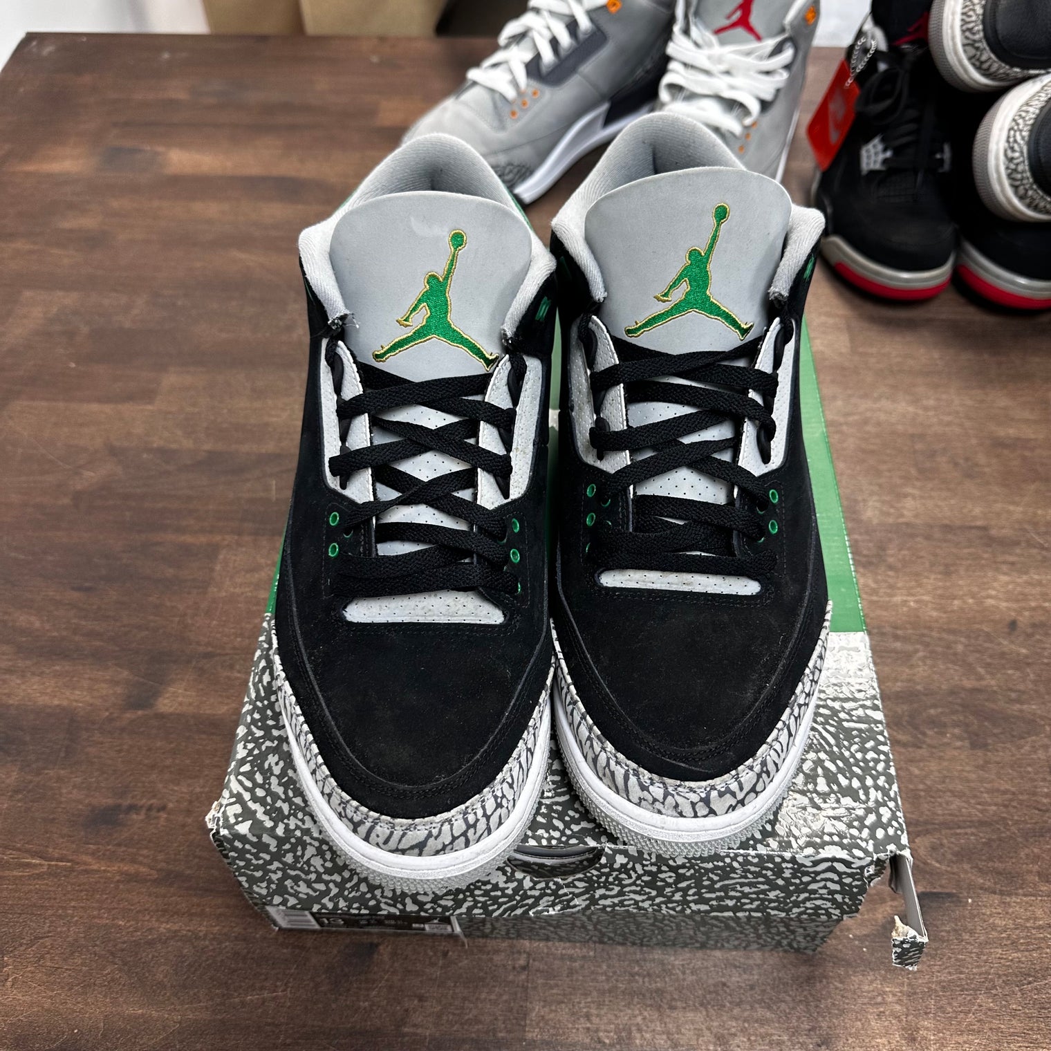 Pine Green Jordan 3 (USED)