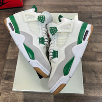 Pine Green SB Jordan 4 Retro (USED)