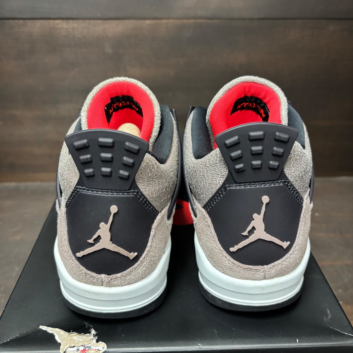 Jordan 4 Retro Taupe Haze (GS) Size 6.5Y (Pre-Owned) - sole